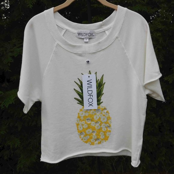 Wildfox Cropped Pineapple Sweatshirt with Raw Hem NWT - Picture 1 of 4